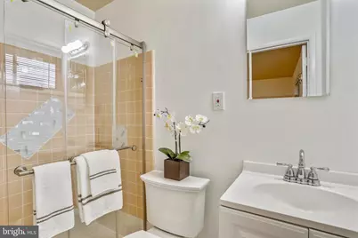 6048 Rossmore Drive, Bethesda, MD 20814 - Photo 10