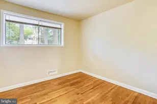 6048 Rossmore Dr, Bethesda, MD 20814 - Photo 12