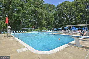 6048 Rossmore Dr, Bethesda, MD 20814 - Photo 26