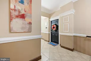 7 Booth St, Gaithersburg, MD 20878 - Photo 2