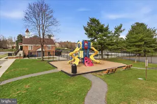 2505 McVeary Ct, Silver Spring, MD 20906 - Photo 32
