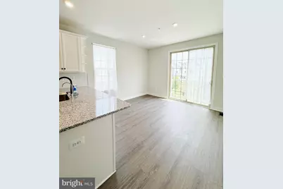 19722 Preservation Mews, Montgomery Village, MD 20886 - Photo 8