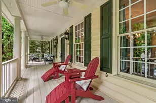 601 Bright Meadow Dr, Gaithersburg, MD 20878 - Photo 2