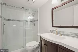4 Dudley Ct, Bethesda, MD 20814 - Photo 18