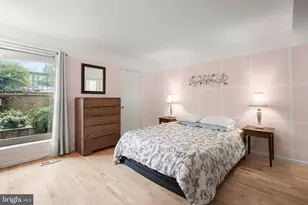 4 Dudley Ct, Bethesda, MD 20814 - Photo 16