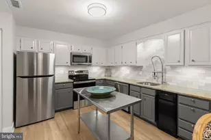 4 Dudley Ct, Bethesda, MD 20814 - Photo 8