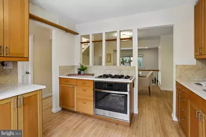 4927 Arctic Terrace, Rockville, MD 20853 - Photo 6