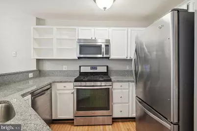 18705 Sparkling Water Drive #203, Germantown, MD 20874 - Photo 4