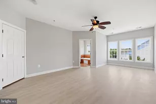 12105 Pond Pine Dr, Clarksburg, MD 20871 - Photo 18