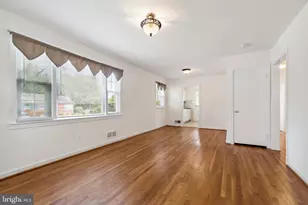 9923 Mayfield Dr, Bethesda, MD 20817 - Photo 4