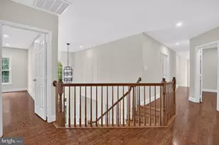 13621 Pine View Ln, Rockville, MD 20850 - Photo 28