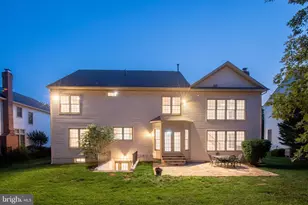 13621 Pine View Ln, Rockville, MD 20850 - Photo 4