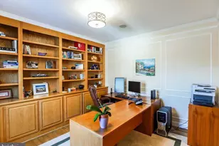 9720 Holloway Hill Ct, Potomac, MD 20854 - Photo 6