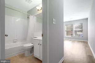 20218 Halethorpe Ln, Germantown, MD 20876 - Photo 14