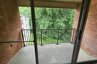 884 College Pkwy, Rockville, MD 20850 - Photo 18