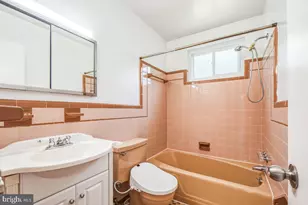 500 Derrydown Ln, Silver Spring, MD 20904 - Photo 16