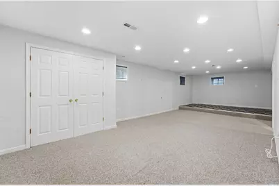 8105 Buckspark Lane E, Potomac, MD 20854 - Photo 46