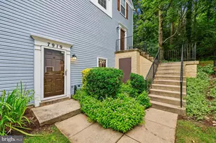 7919 Foxcrest Ct, Potomac, MD 20854 - Photo 2