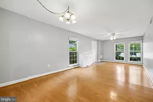 7919 Foxcrest Ct, Potomac, MD 20854 - Photo 14