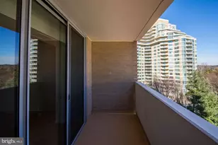 4601 Park Ave, Chevy Chase, MD 20815 - Photo 10