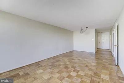 4601 Park Avenue #815Q, Chevy Chase, MD 20815 - Photo 4