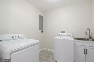 18 Grandin Cir, Rockville, MD 20851 - Photo 32
