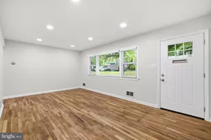 18 Grandin Cir, Rockville, MD 20851 - Photo 2