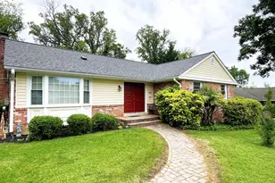 8410 Buckhannon Dr, Potomac, MD 20854 - Photo 4