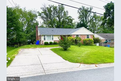 8410 Buckhannon Drive, Potomac, MD 20854 - Photo 2