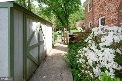 11708 Magruder Lane, North Bethesda, MD 20852 - Photo 24