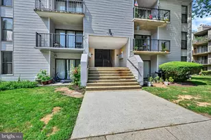 136 Duvall Ln, Gaithersburg, MD 20877 - Photo 1