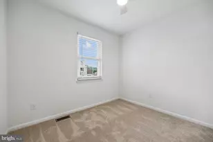 19962 Appledowre Cir, Germantown, MD 20876 - Photo 18