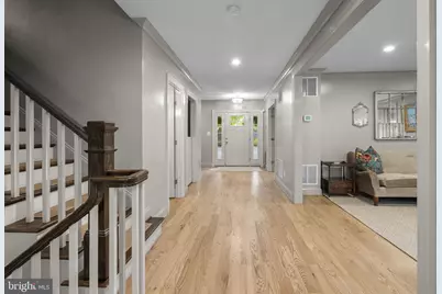 8025 Riverside Drive, Cabin John, MD 20818 - Photo 18