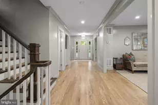 8025 Riverside Dr, Cabin John, MD 20818 - Photo 18
