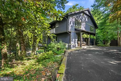 8025 Riverside Drive, Cabin John, MD 20818 - Photo 2