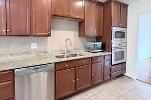 121 Autumn View Dr, Gaithersburg, MD 20878 - Photo 16