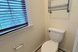 121 Autumn View Dr, Gaithersburg, MD 20878 - Photo 32