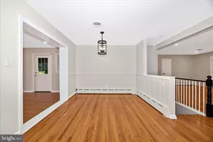 16215 Redland Rd, Rockville, MD 20855 - Photo 12