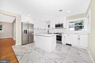 16215 Redland Rd, Rockville, MD 20855 - Photo 14