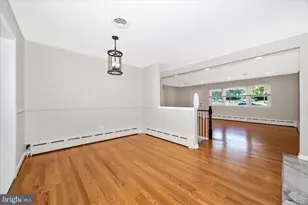 16215 Redland Rd, Rockville, MD 20855 - Photo 8