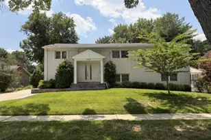 1604 Martha Terrace, Rockville, MD 20852 - Photo 2
