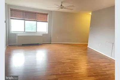10201 Grosvenor Place #1628, Rockville, MD 20852 - Photo 4