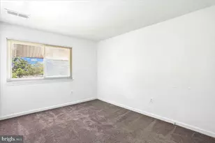 9906 Walker House Rd, Montgomery Village, MD 20886 - Photo 16