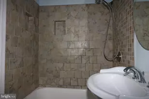 9302 Frostburg Way, Montgomery Village, MD 20886 - Photo 22