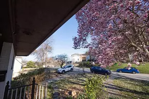 9322 W Parkhill Dr, Bethesda, MD 20814 - Photo 4