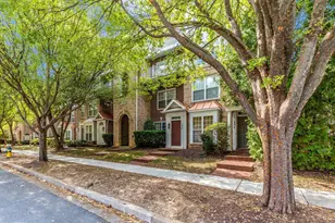353 Fallsgrove Dr, Rockville, MD 20850 - Photo 32