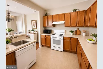 14241 Kings Crossing Boulevard #311, Boyds, MD 20841 - Photo 6