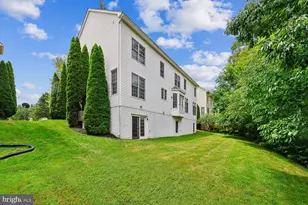21201 Hickory Forest Way, Germantown, MD 20876 - Photo 2