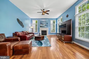 21201 Hickory Forest Way, Germantown, MD 20876 - Photo 32