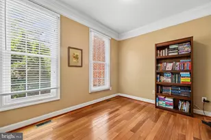 21201 Hickory Forest Way, Germantown, MD 20876 - Photo 6